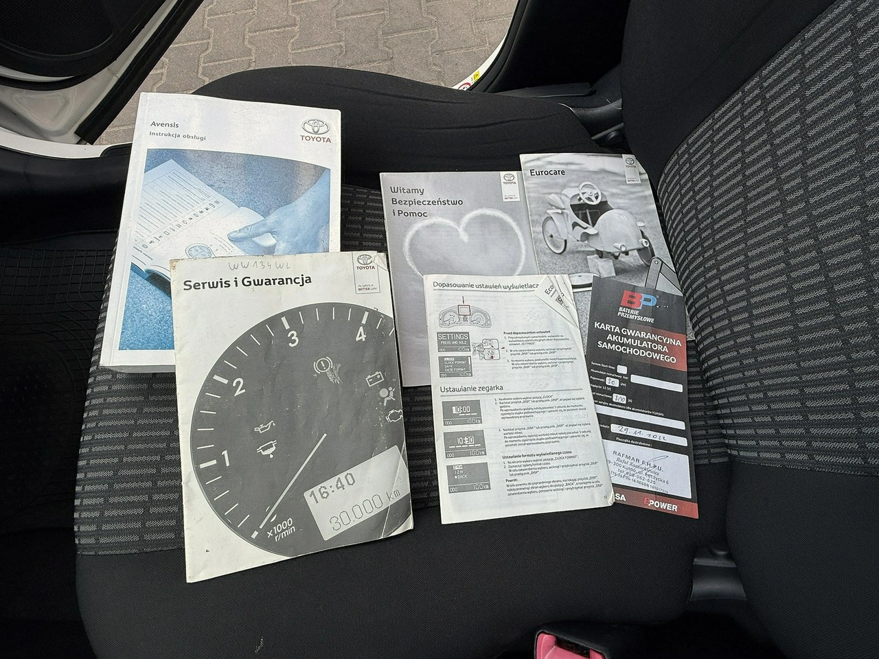 Toyota Avensis - Zdjęcie 7