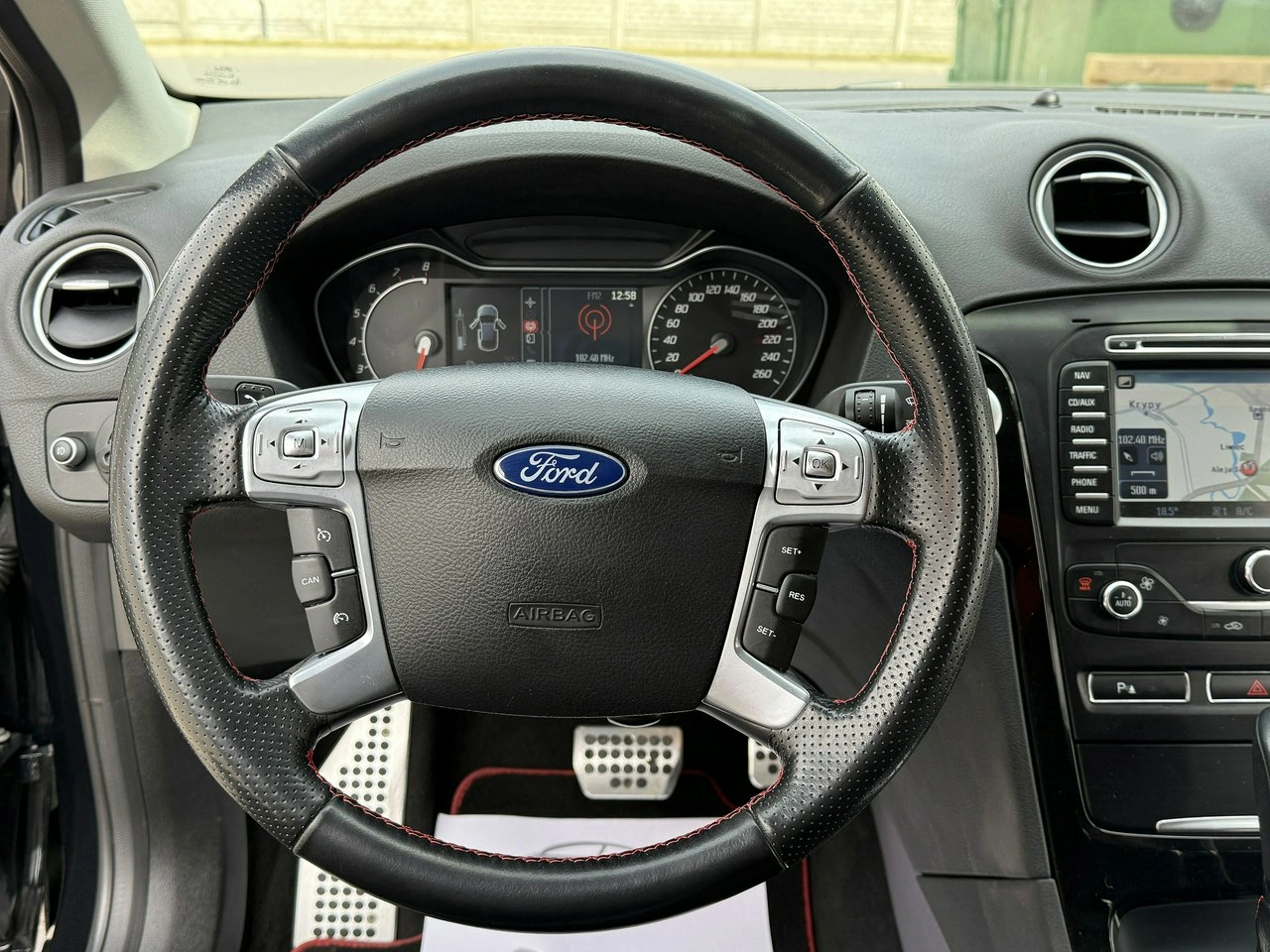 Ford Mondeo - Zdjęcie 54