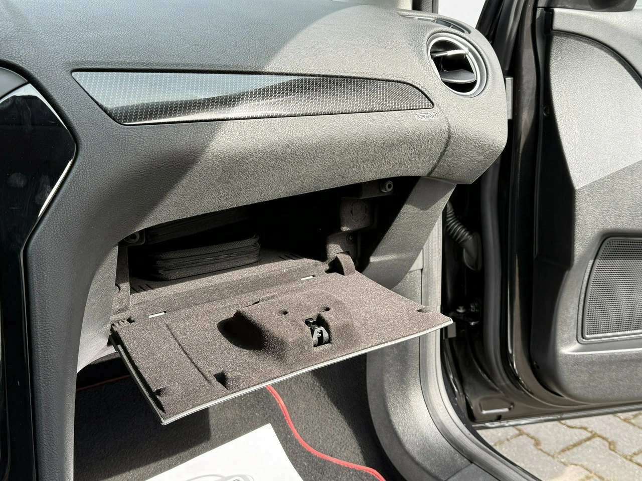 Ford Mondeo - Zdjęcie 20