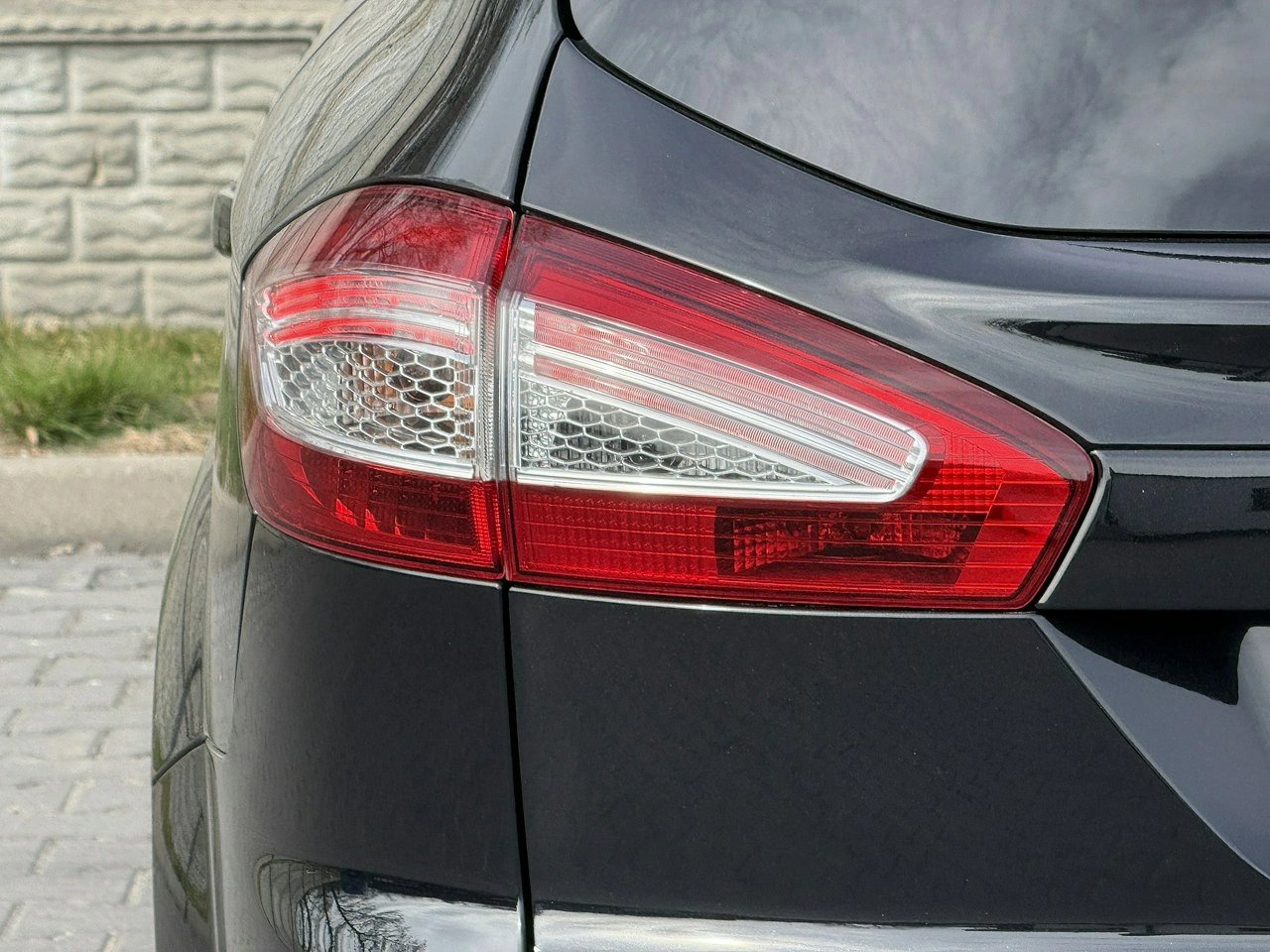 Ford Mondeo - Zdjęcie 35