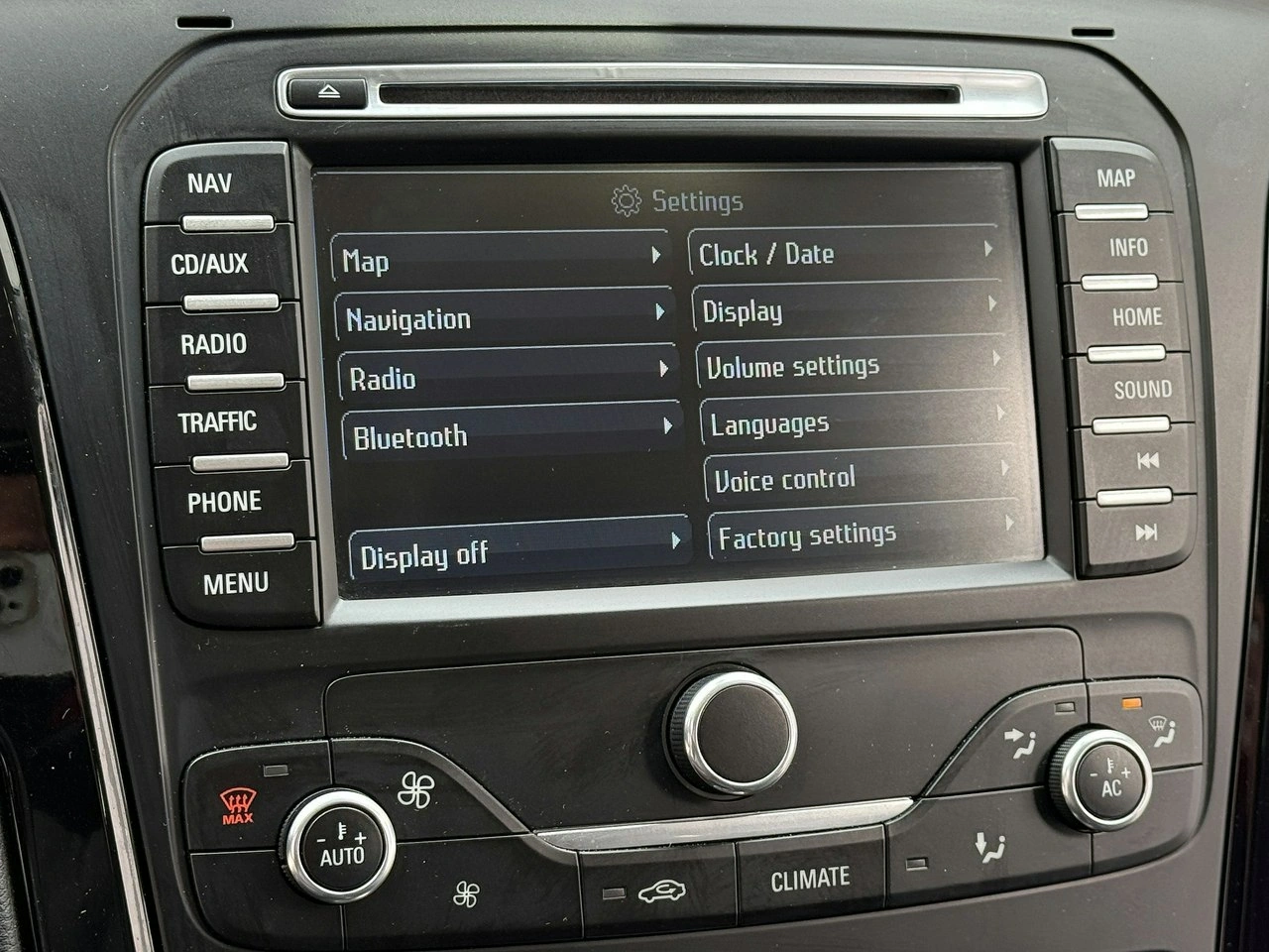 Ford Mondeo - Zdjęcie 42