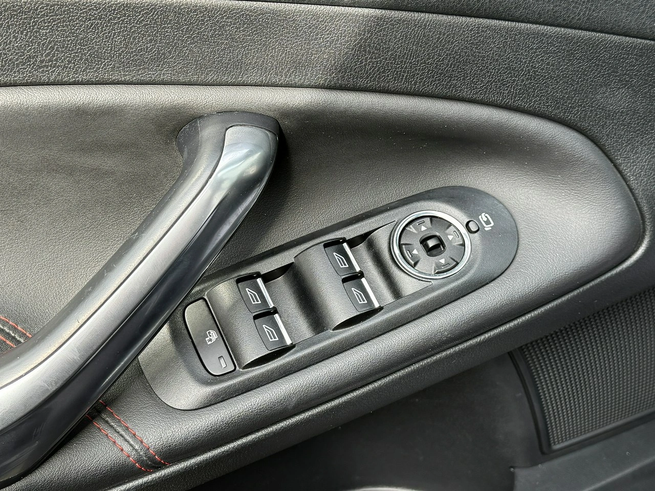 Ford Mondeo - Zdjęcie 13