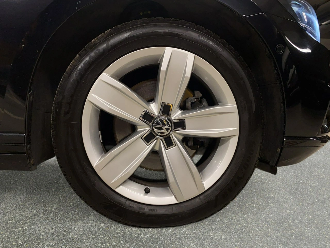 Volkswagen Passat Variant - Zdjęcie 9