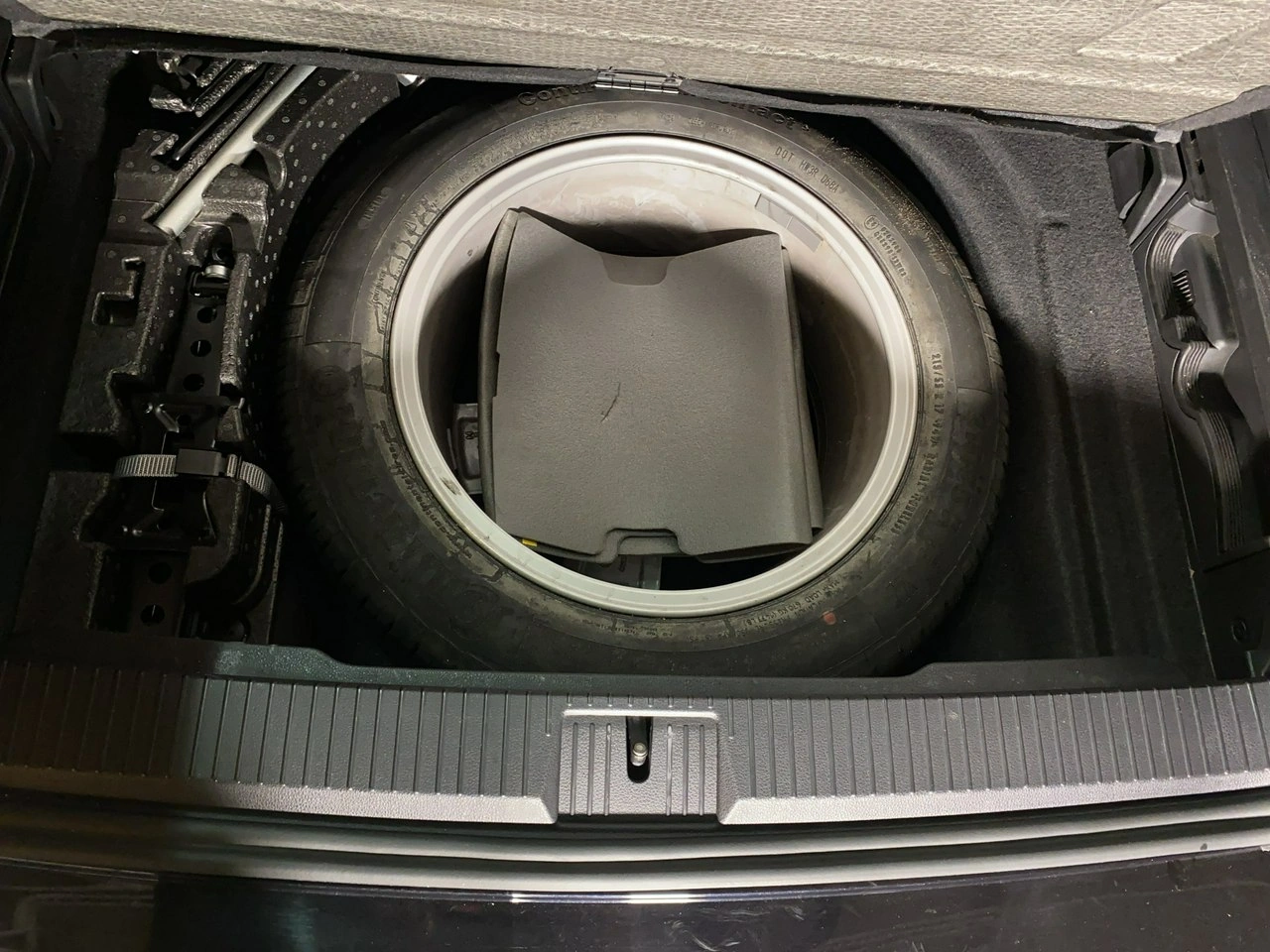 Volkswagen Passat Variant - Zdjęcie 15