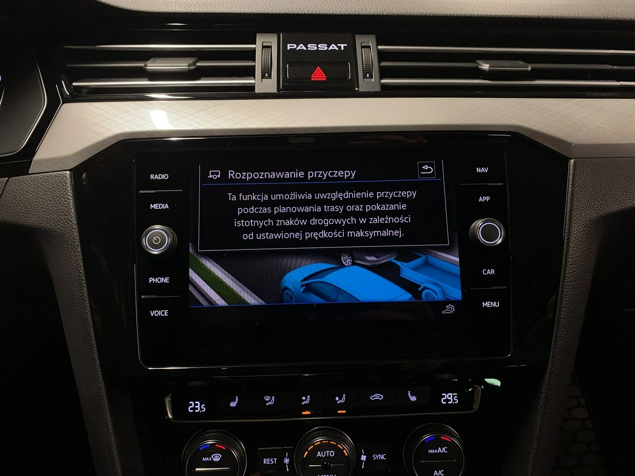 Volkswagen Passat Variant - Zdjęcie 31