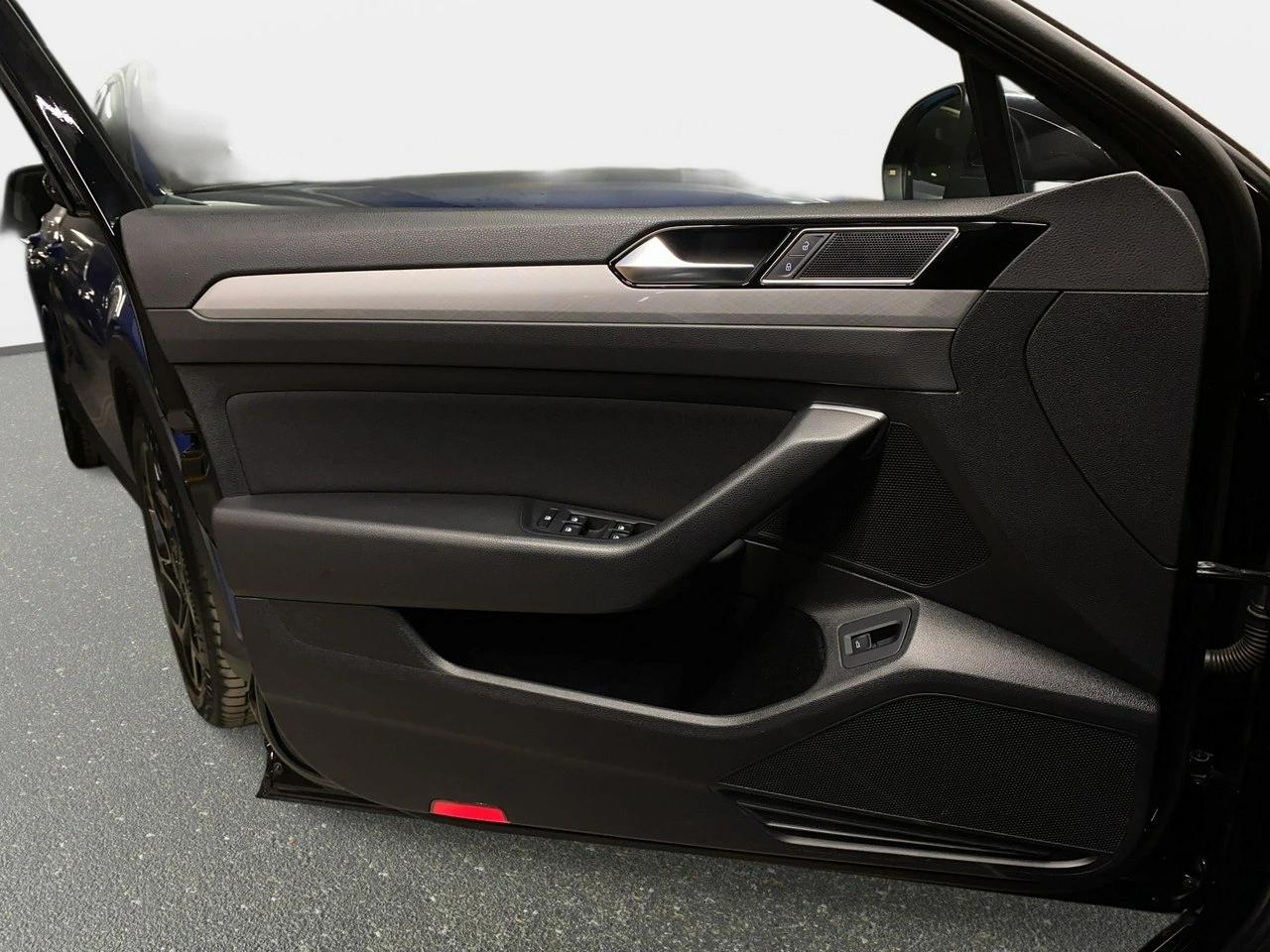 Volkswagen Passat Variant - Zdjęcie 36