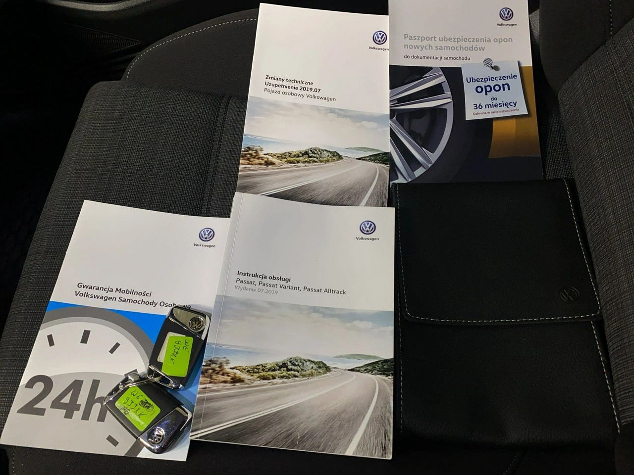 Volkswagen Passat Variant - Zdjęcie 39