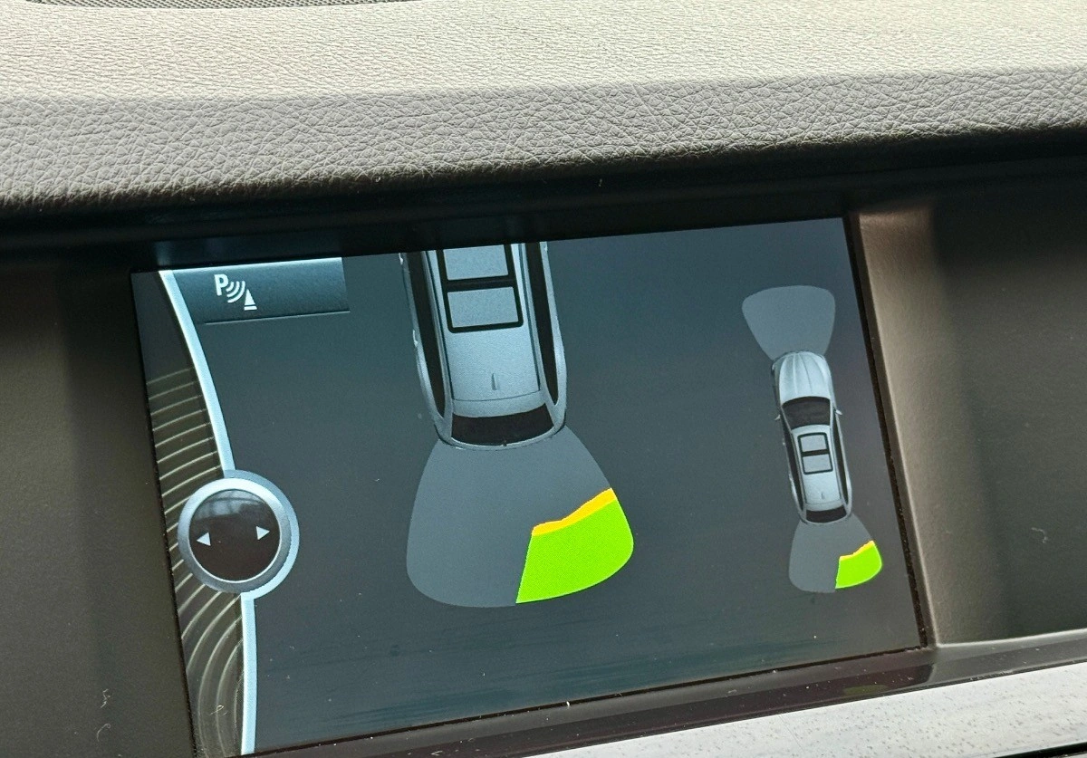 BMW Seria 5 - Zdjęcie 33