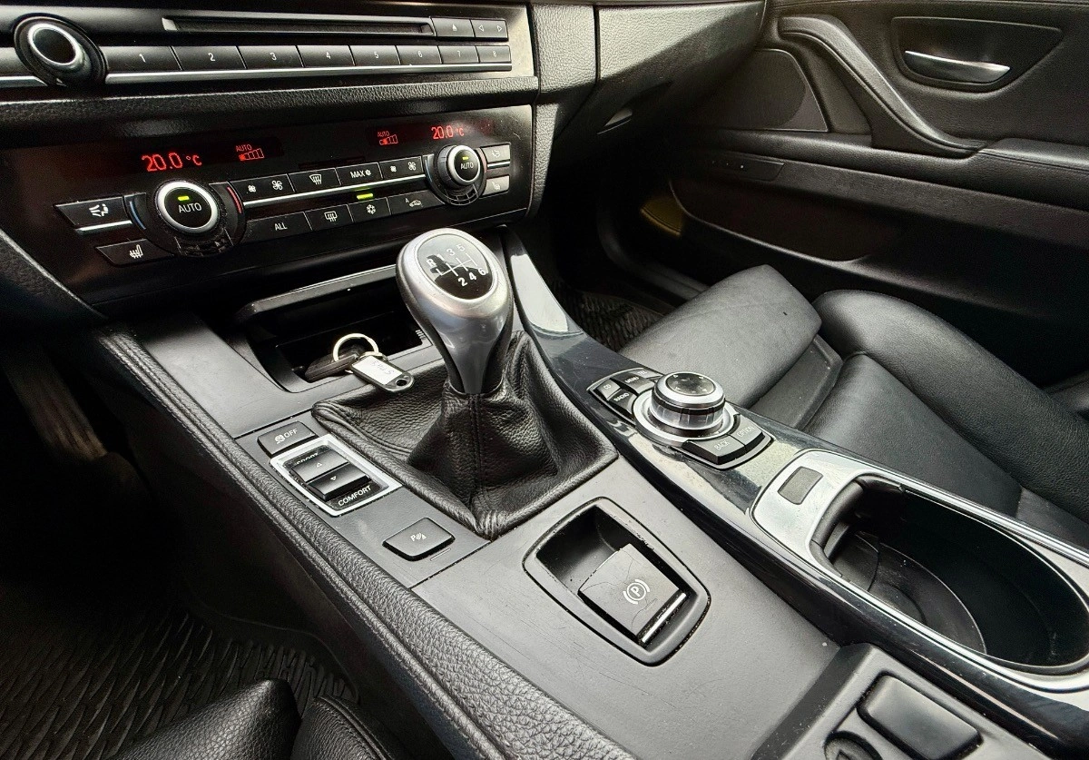 BMW Seria 5 - Zdjęcie 32