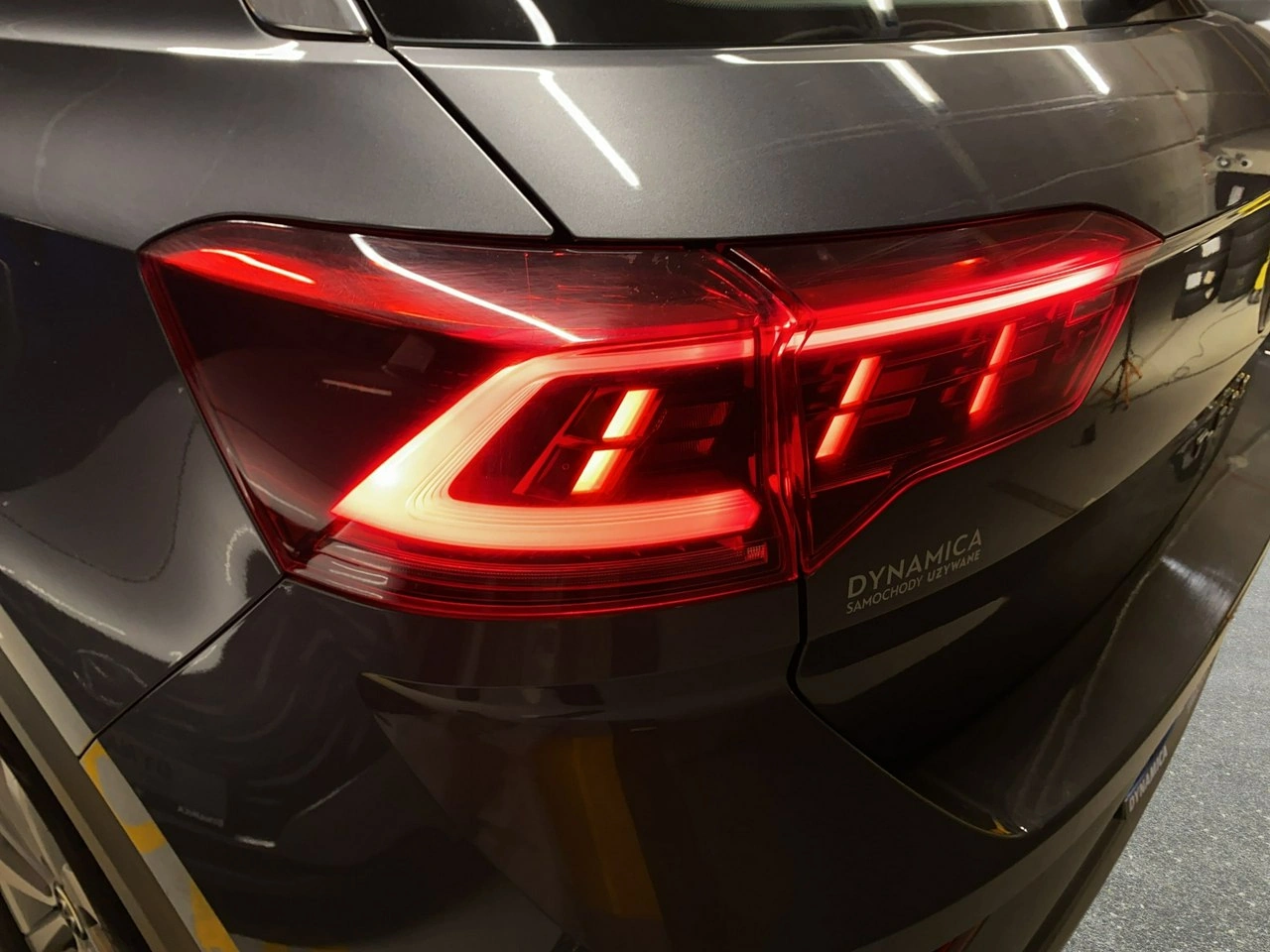 Volkswagen T-Roc - Zdjęcie 10