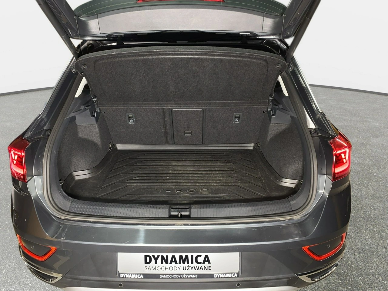 Volkswagen T-Roc - Zdjęcie 14