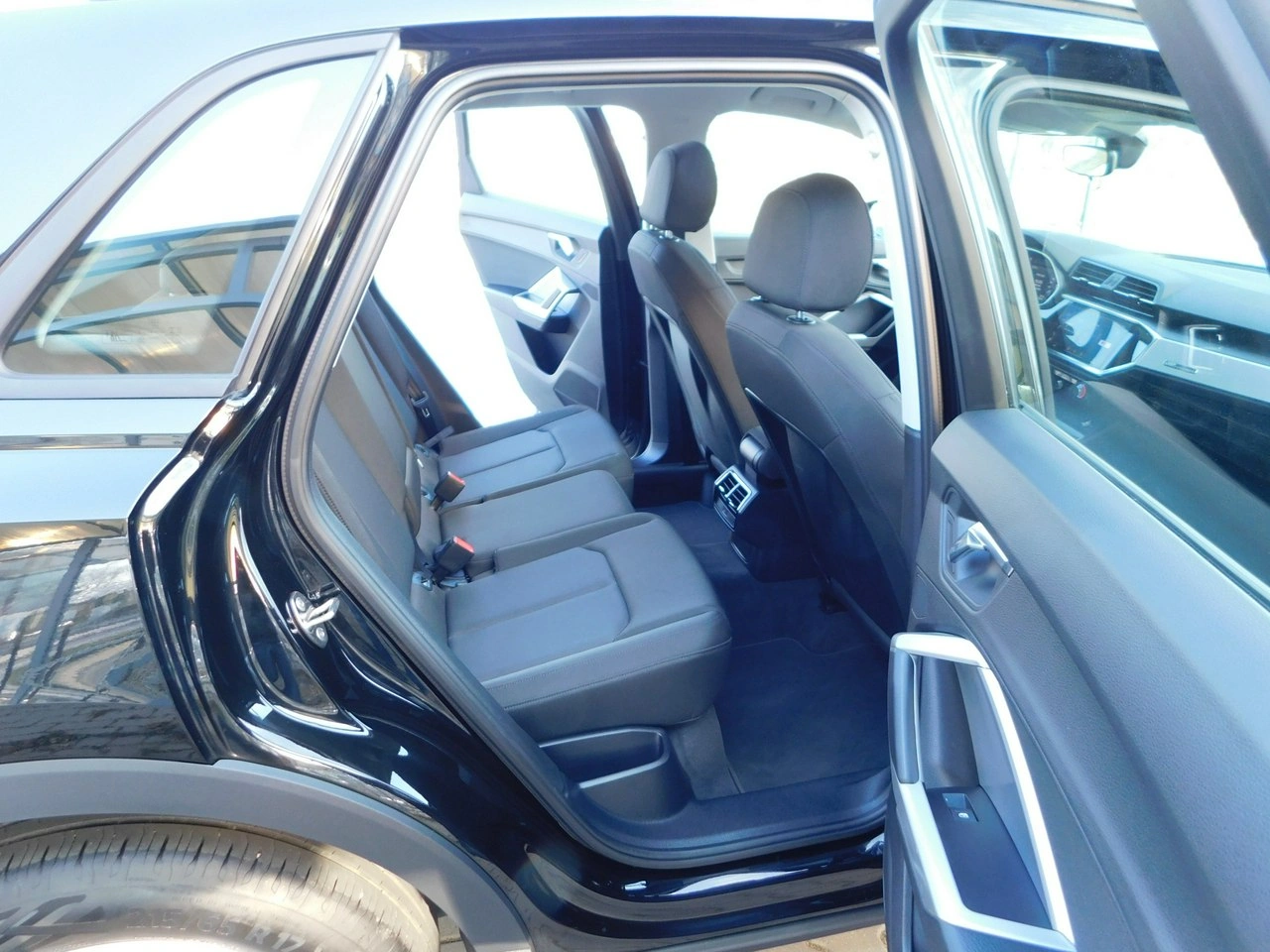 Audi Q3 - Zdjęcie 9