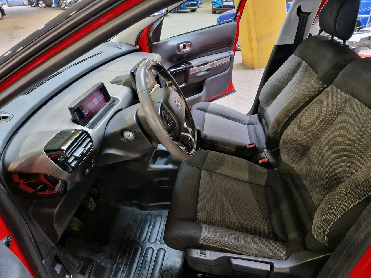 Citroën C4 Cactus - Zdjęcie 11