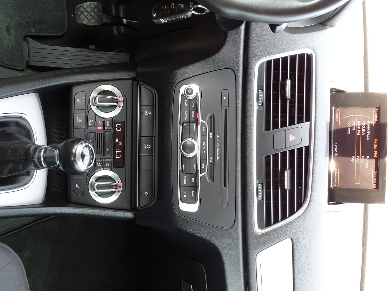 Audi Q3 - Zdjęcie 8