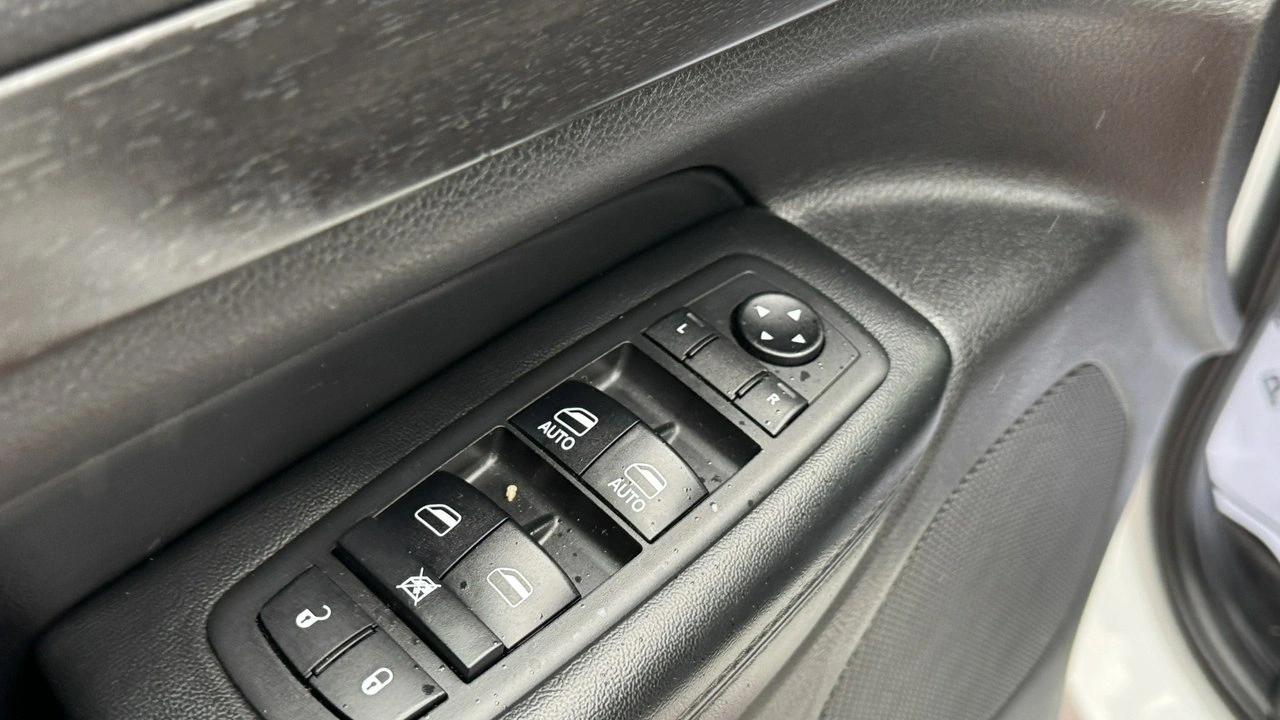 Jeep Grand Cherokee - Zdjęcie 10