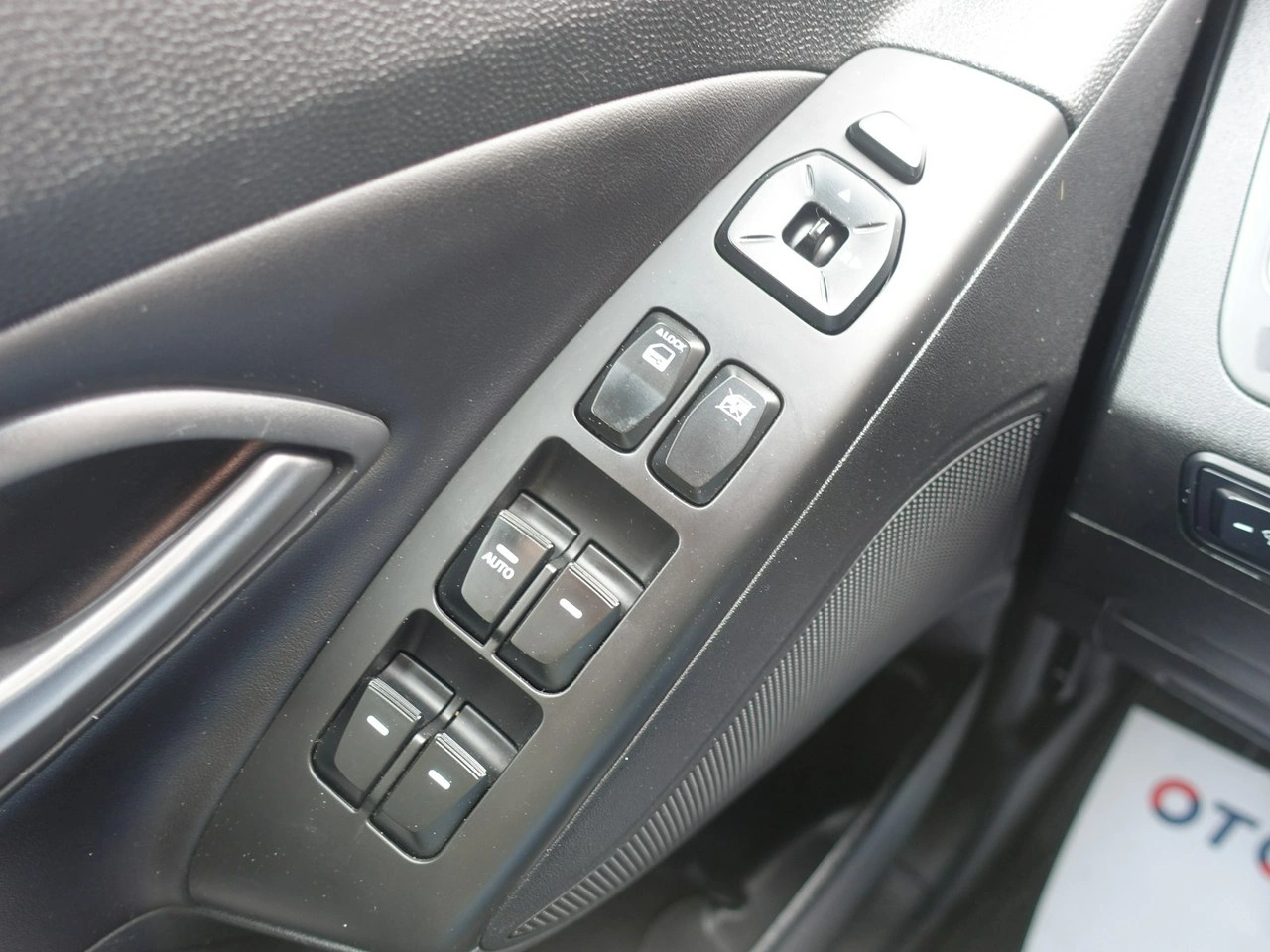 Hyundai ix35 - Zdjęcie 25