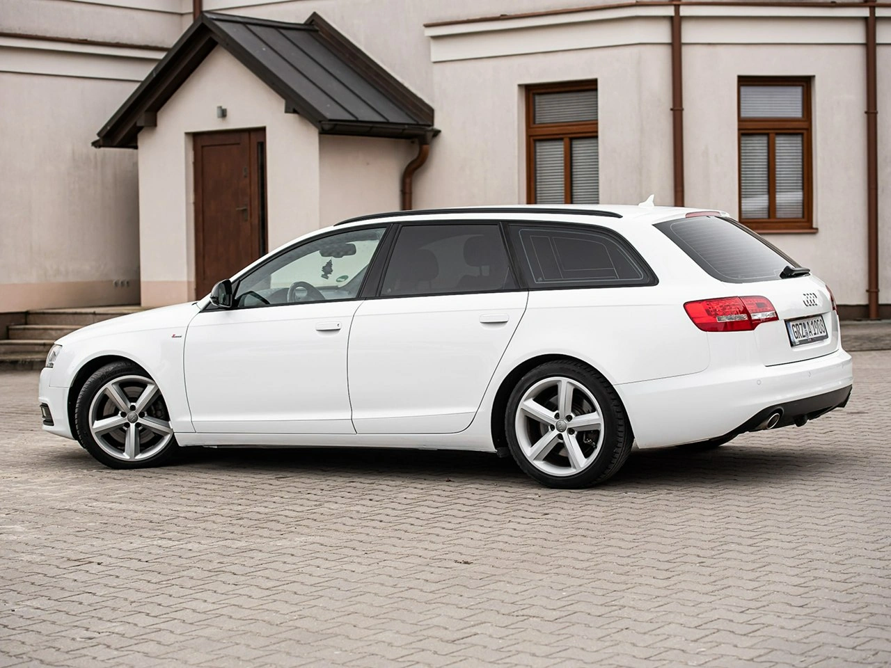 Audi A6 - Zdjęcie 13