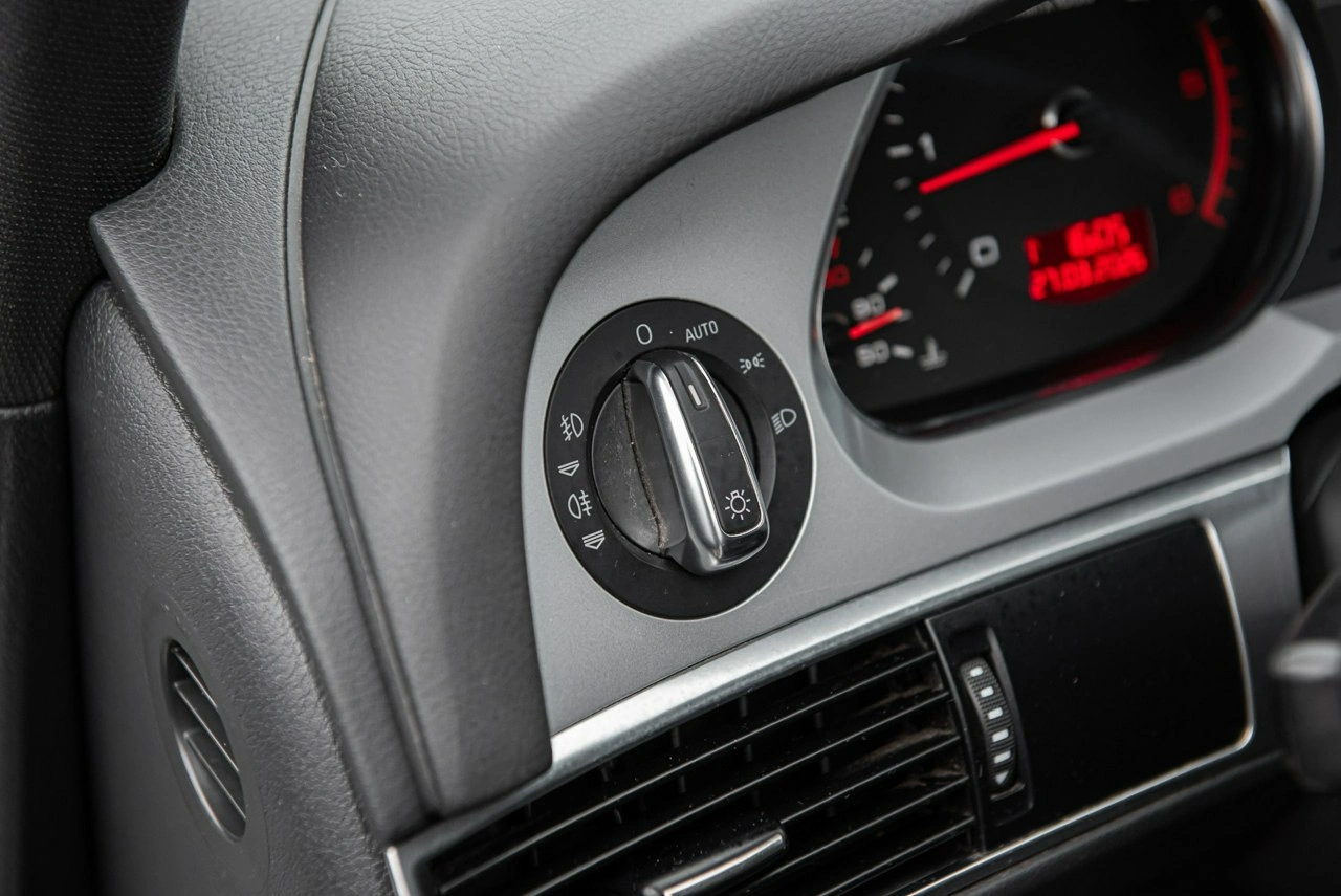 Audi A6 - Zdjęcie 30