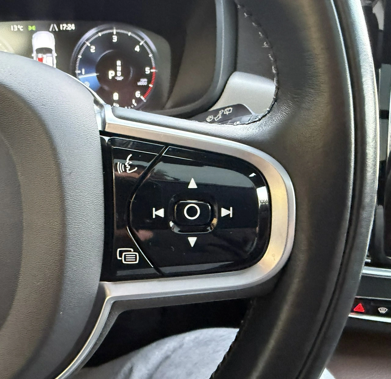 Volvo V90 - Zdjęcie 23