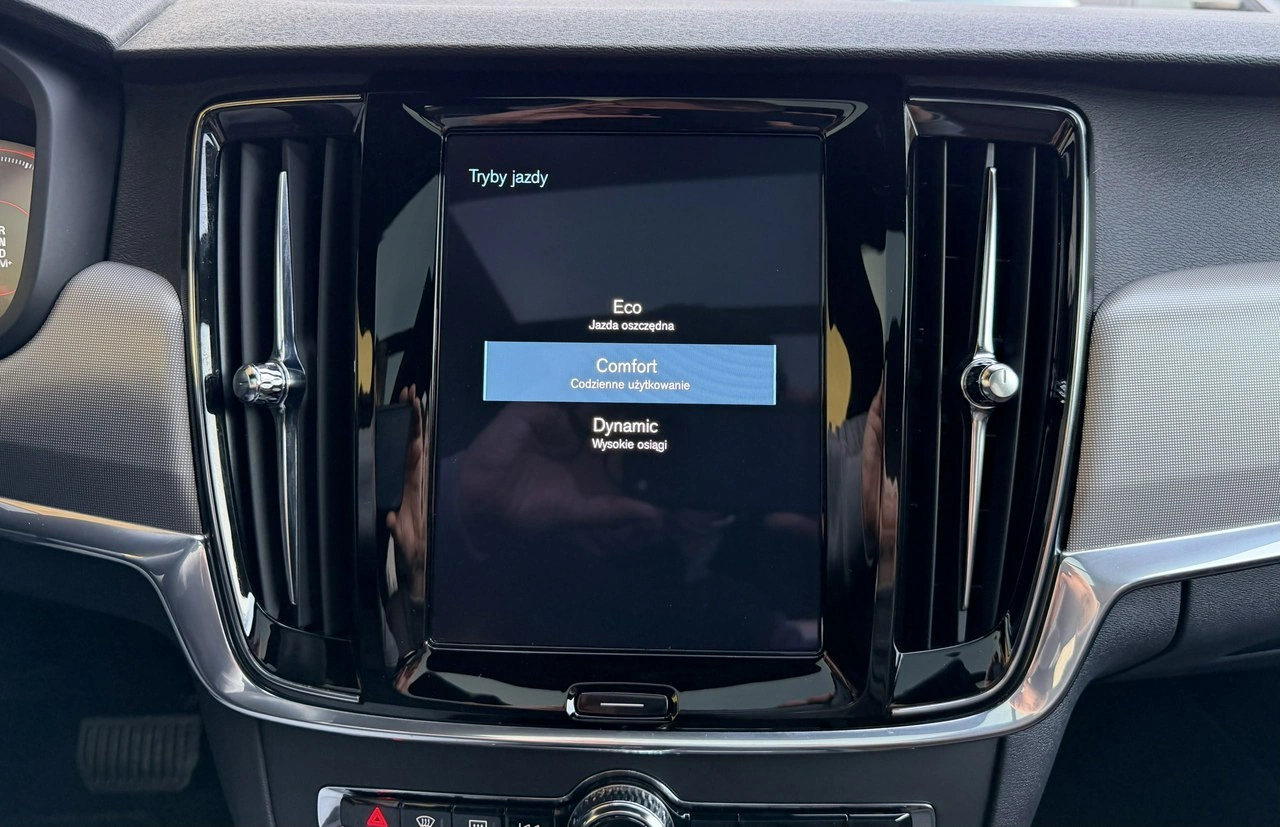 Volvo V90 - Zdjęcie 37
