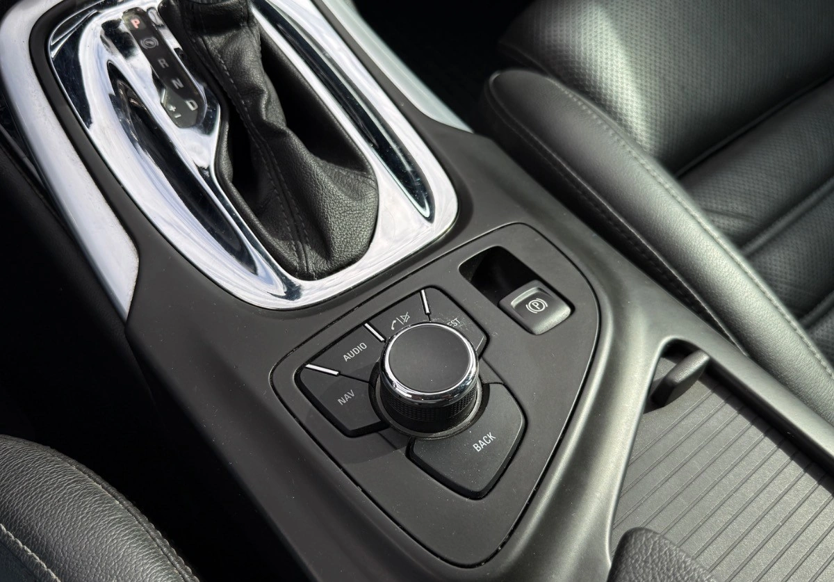 Opel Insignia - Zdjęcie 31