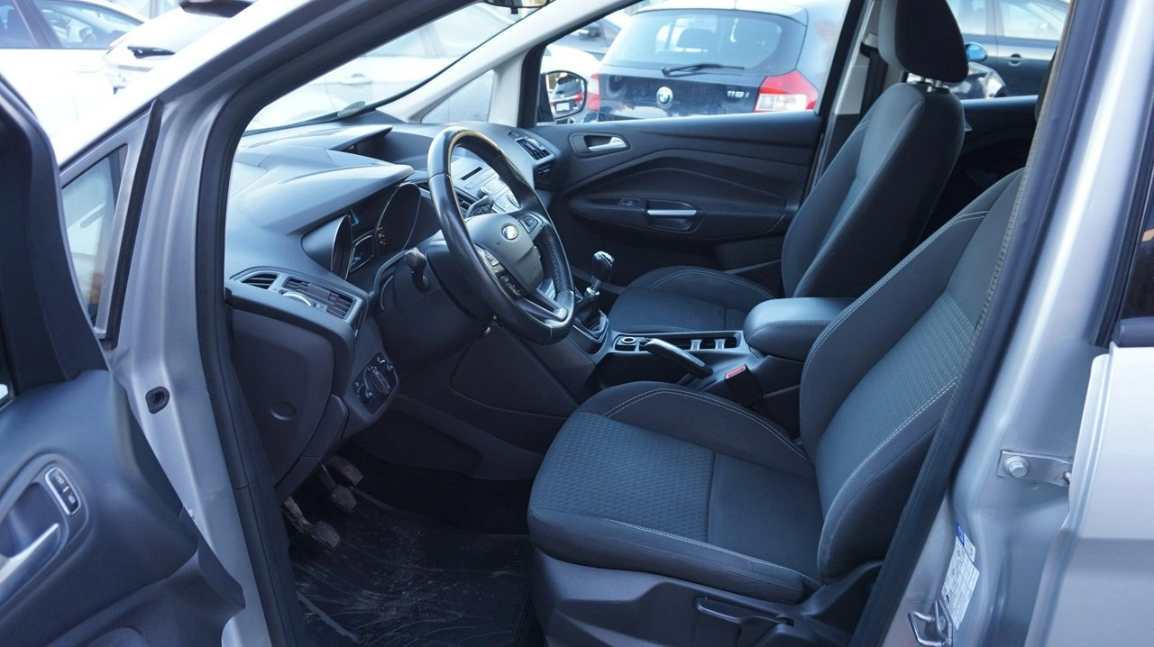 Ford C-MAX - Zdjęcie 10