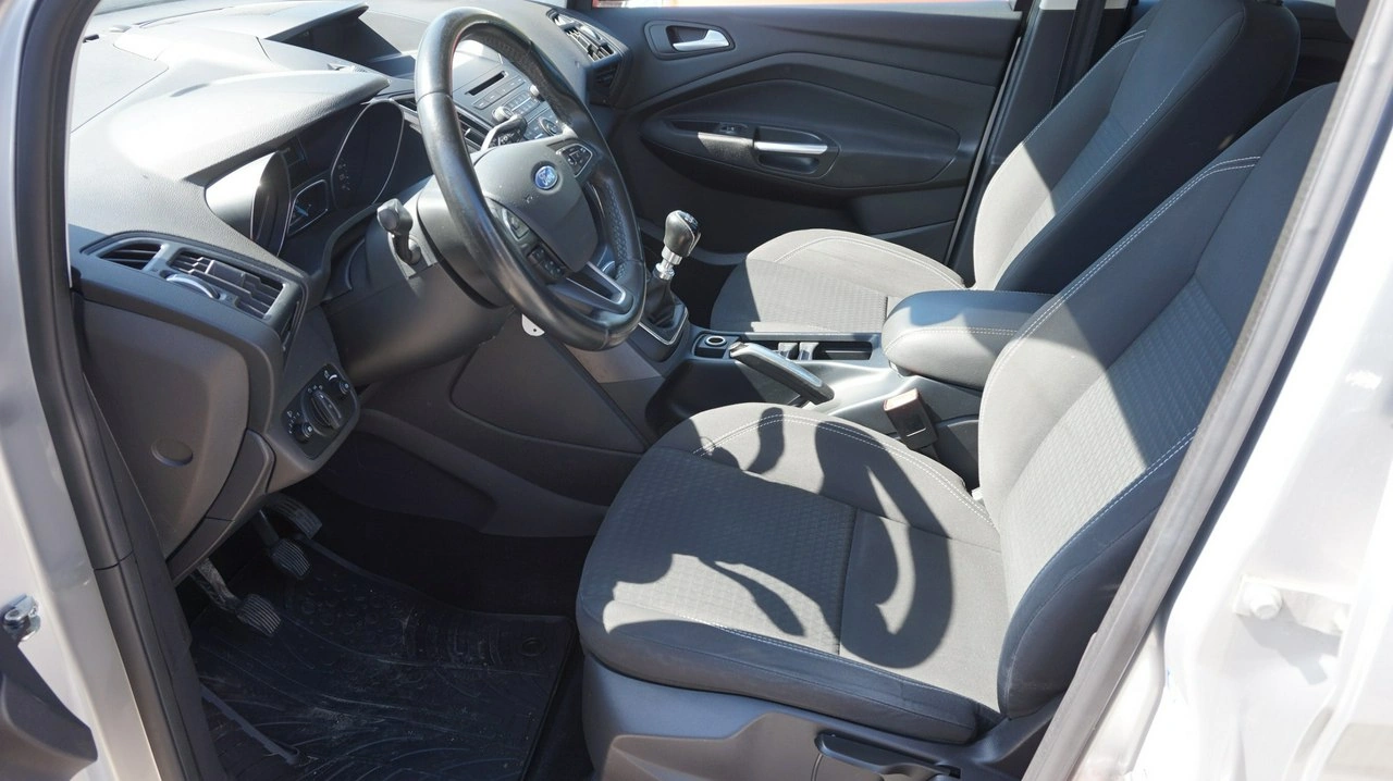 Ford C-MAX - Zdjęcie 10