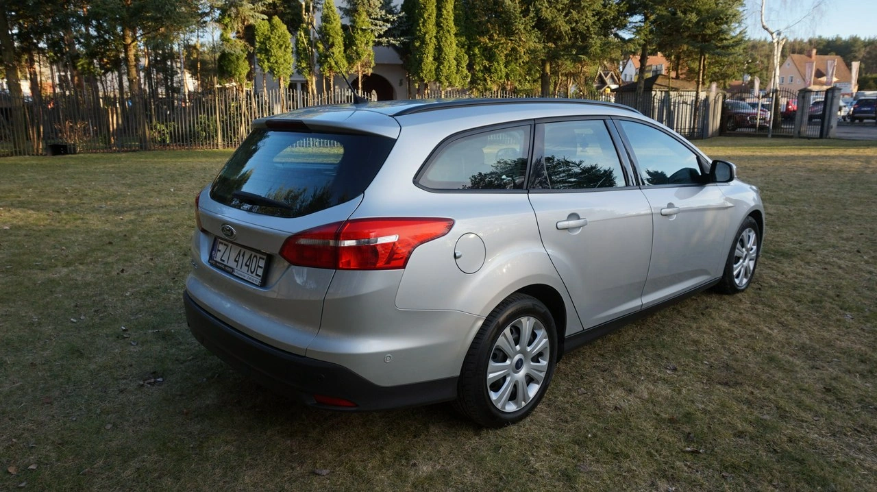 Ford Focus - Zdjęcie 4