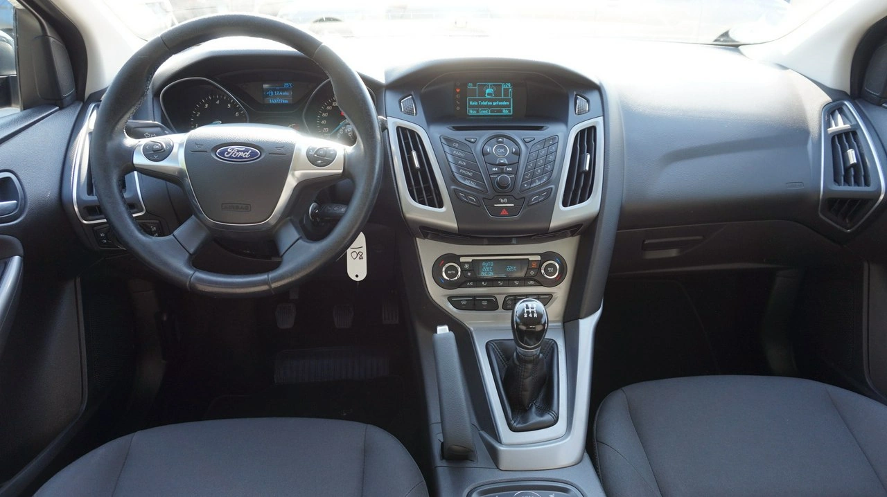 Ford Focus - Zdjęcie 9