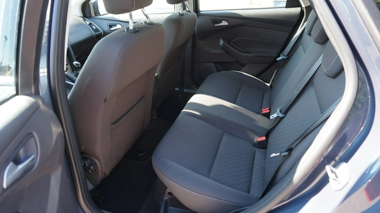 Ford Focus - Zdjęcie 8