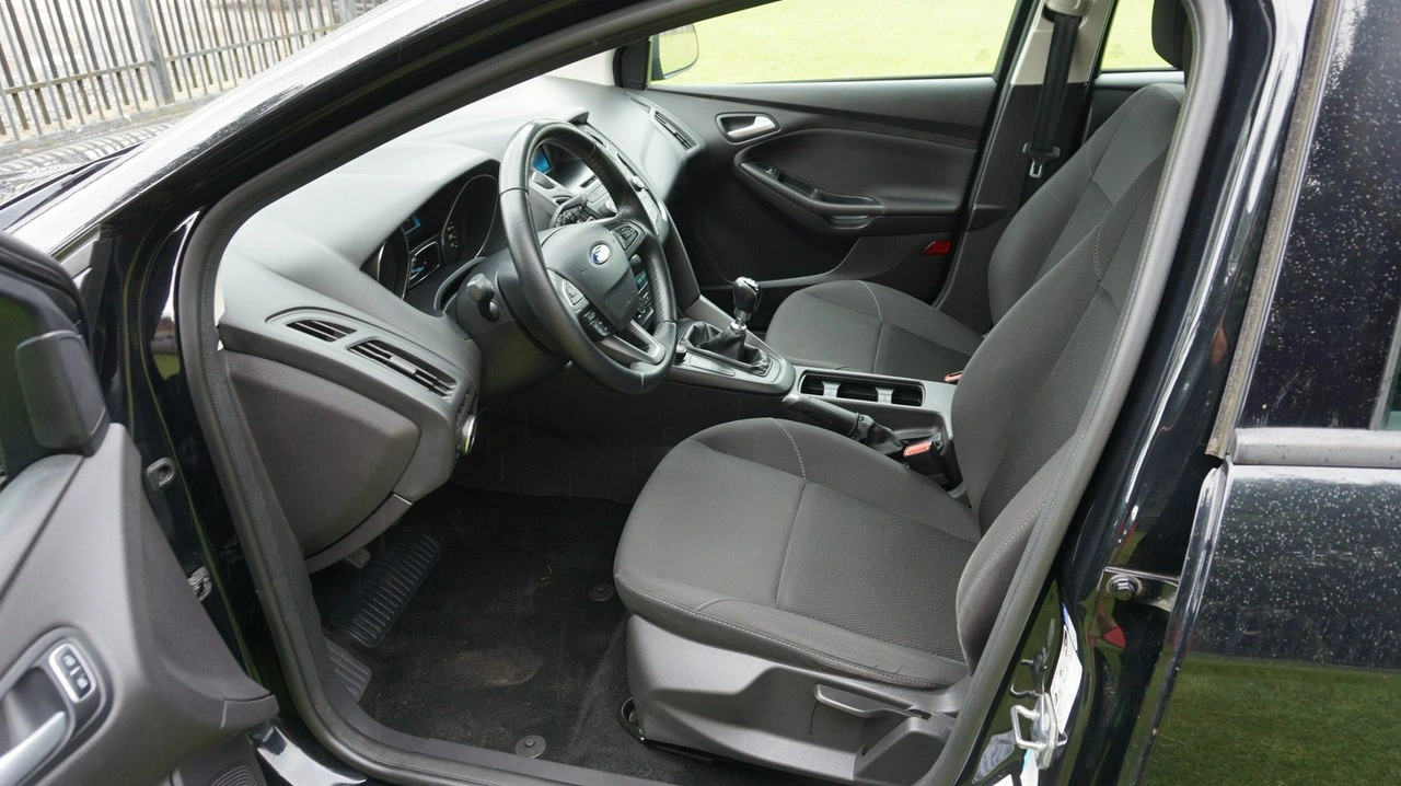 Ford Focus - Zdjęcie 10