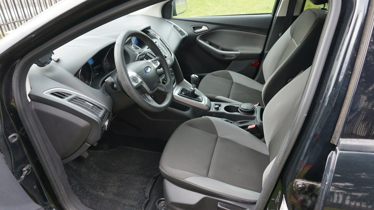 Ford Focus - Zdjęcie 10