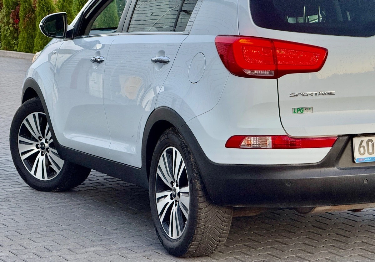 Kia Sportage - Zdjęcie 9