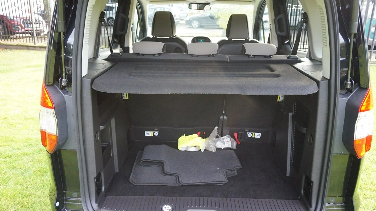 Ford Tourneo Courier - Zdjęcie 11