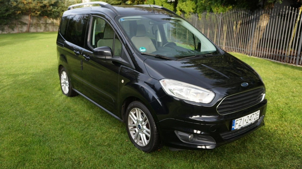 Ford Tourneo Courier - Zdjęcie 3