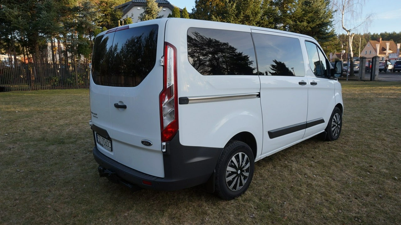 Ford Transit Custom - Zdjęcie 4