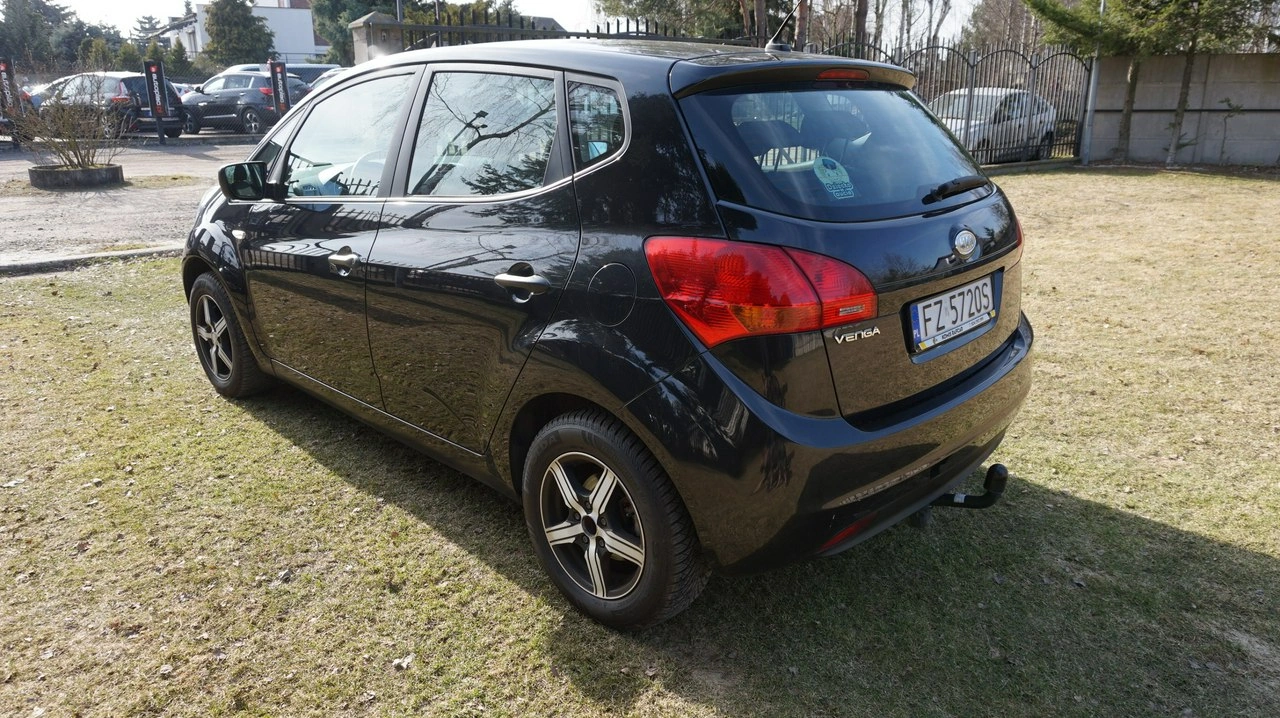 Kia Venga - Zdjęcie 6