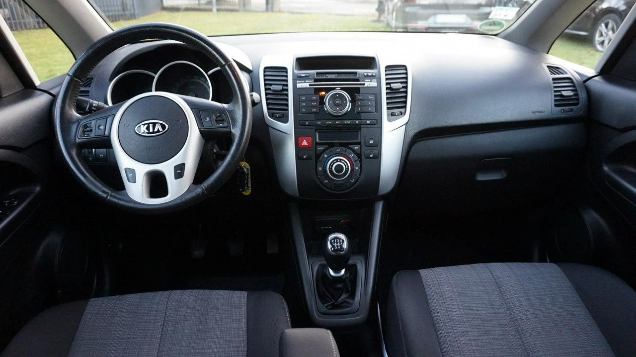 Kia Venga - Zdjęcie 9