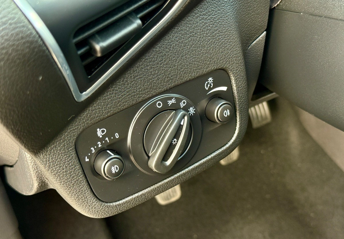 Ford Kuga - Zdjęcie 21