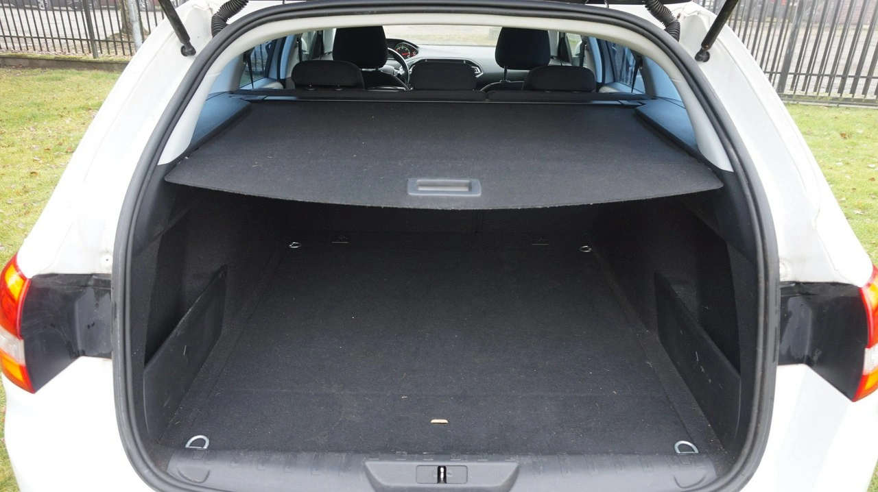 Peugeot 308 - Zdjęcie 11