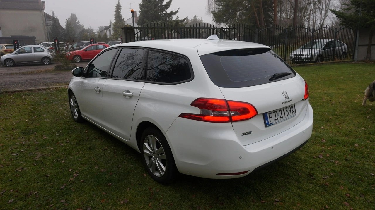 Peugeot 308 - Zdjęcie 8