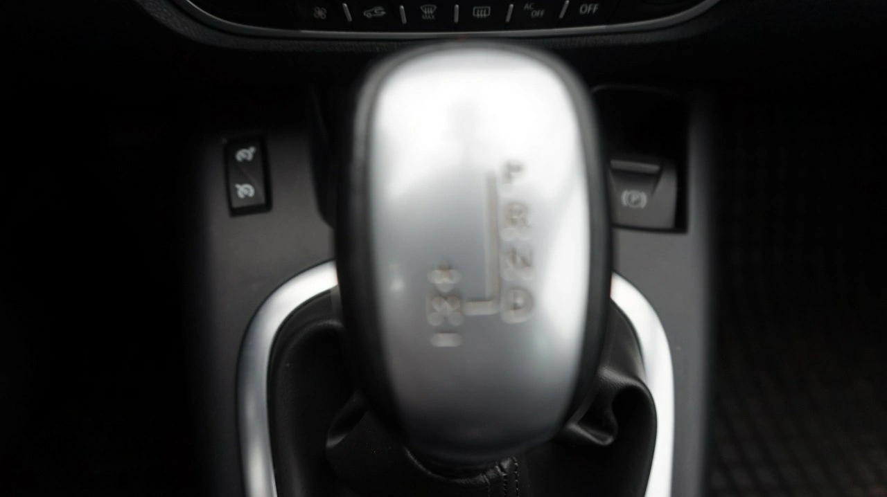Renault Grand Scenic - Zdjęcie 12