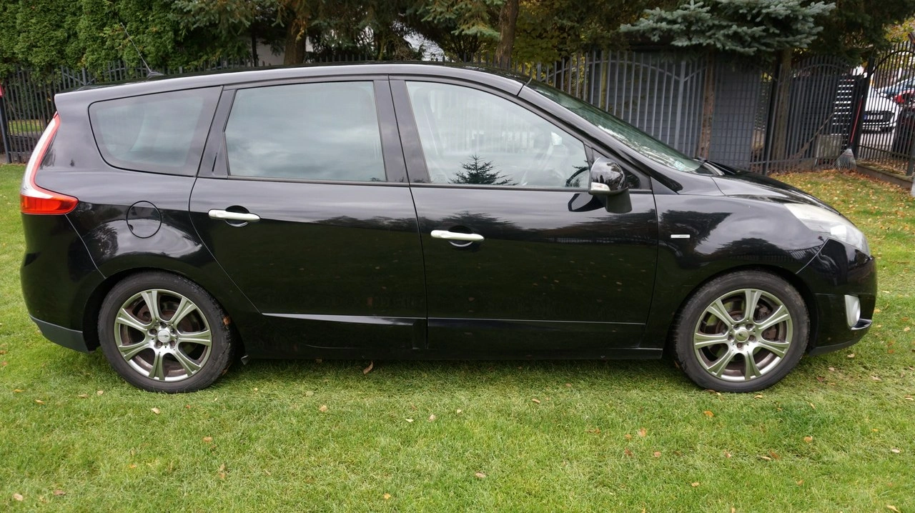 Renault Grand Scenic - Zdjęcie 4