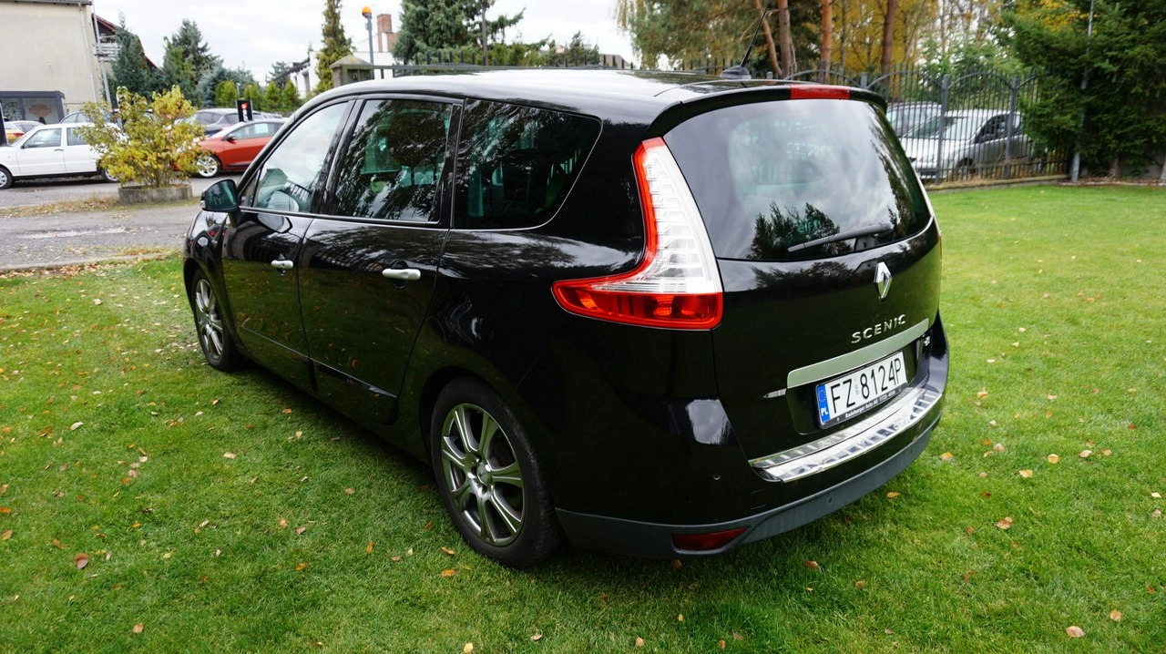 Renault Grand Scenic - Zdjęcie 8