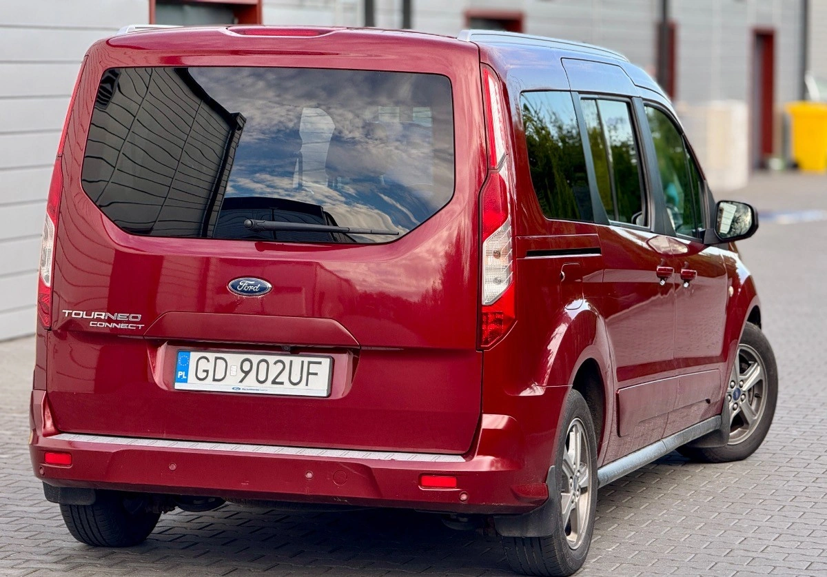 Ford Tourneo Connect Grand - Zdjęcie 4