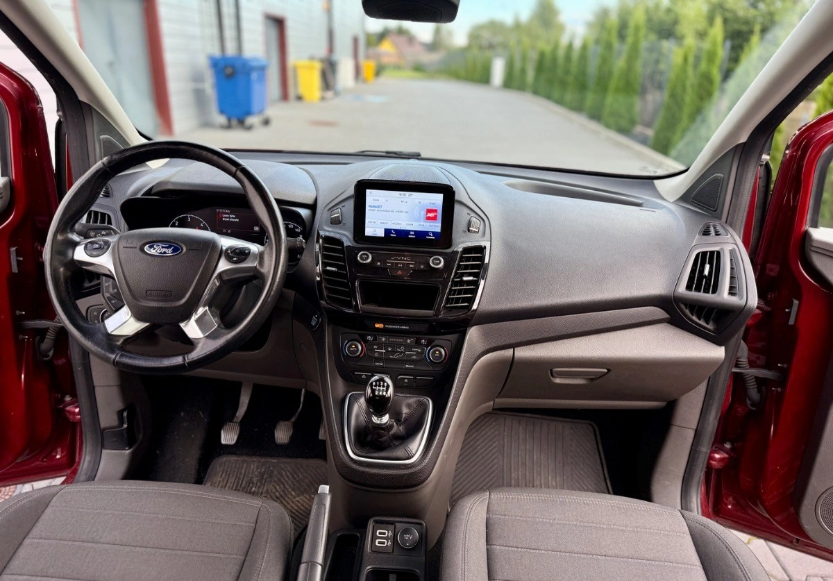 Ford Tourneo Connect Grand - Zdjęcie 13