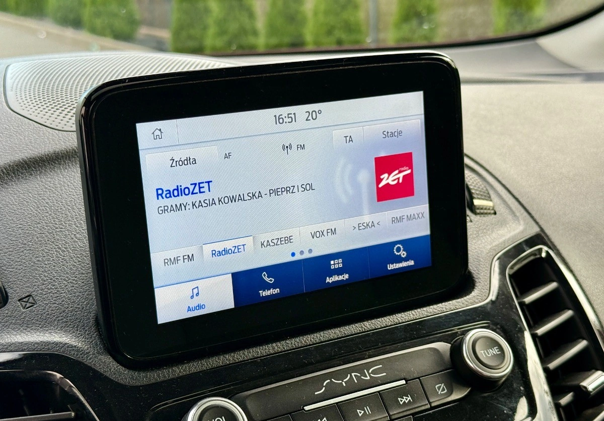 Ford Tourneo Connect Grand - Zdjęcie 20