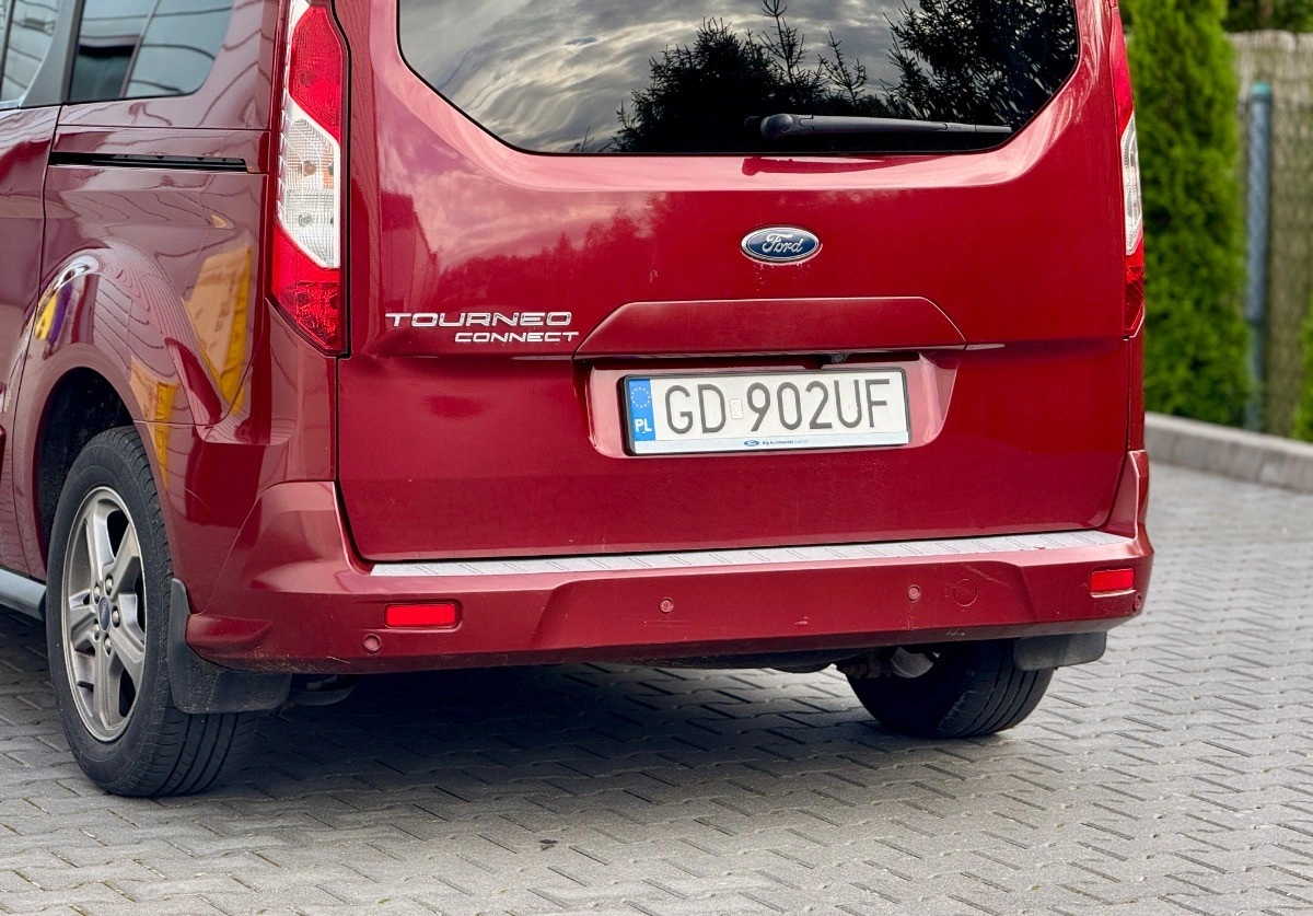 Ford Tourneo Connect Grand - Zdjęcie 26