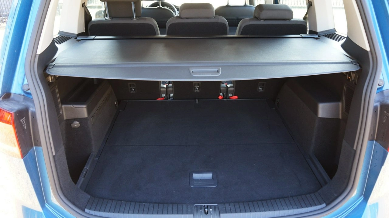 Volkswagen Touran - Zdjęcie 11