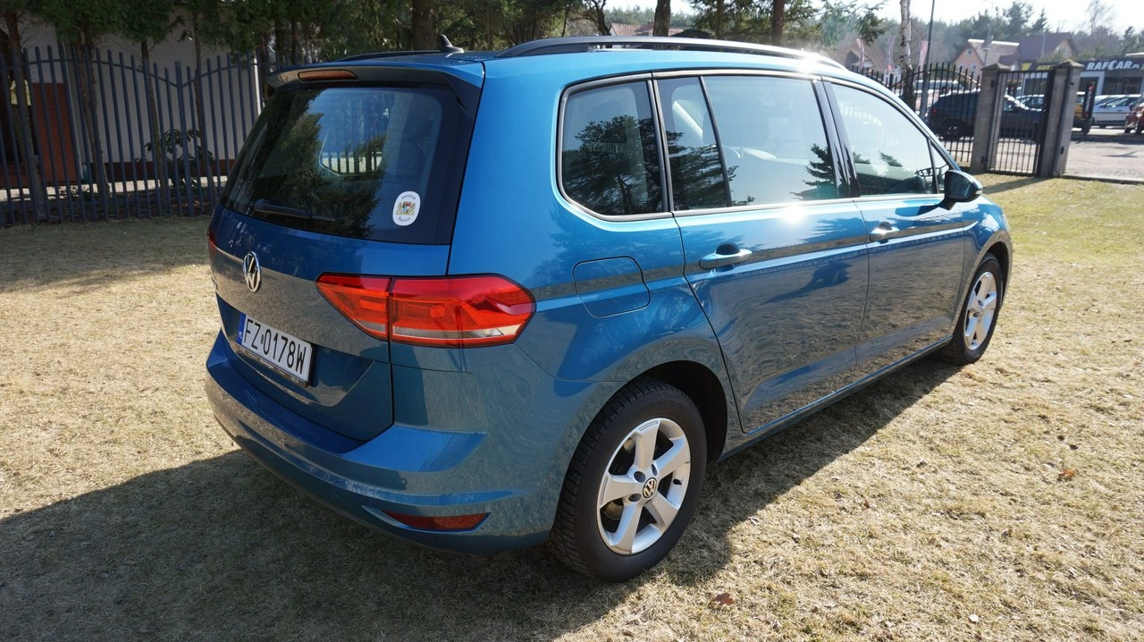 Volkswagen Touran - Zdjęcie 4